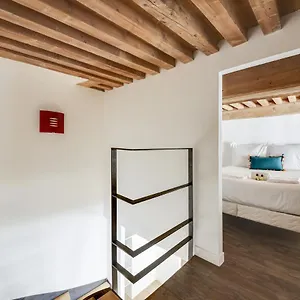 Guestready - Spacious Duplex In Croix-rousse Lyon